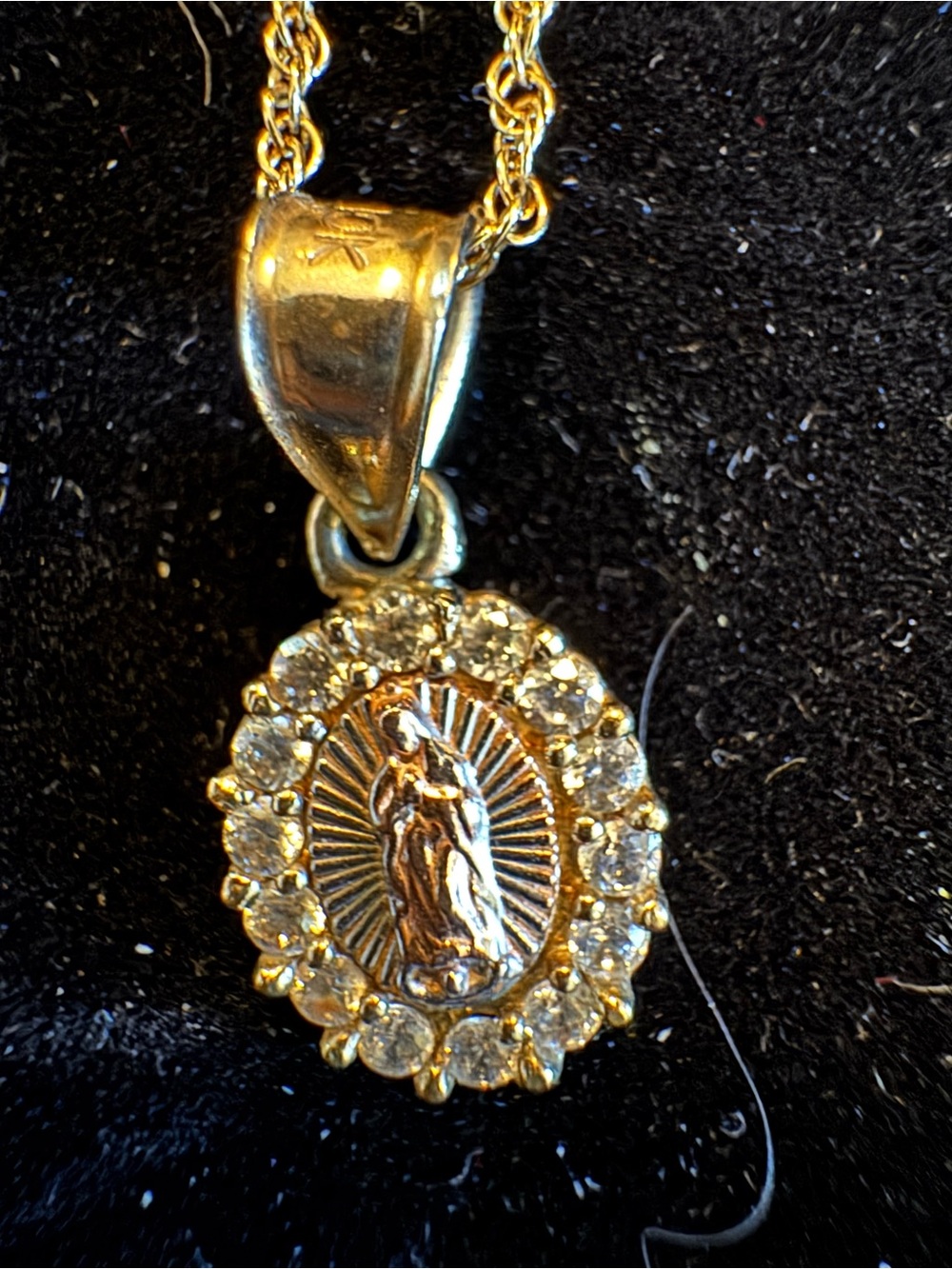 10k Gold-Virgin Mary Pendant Necklace with Clear diamond Halo stamped acid test